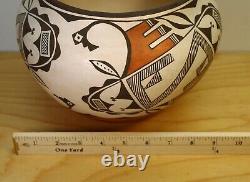 Southwest Native American Acoma Pueblo Polychrome Olla signed By Grace Chino