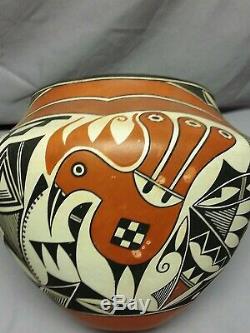 Southwest Native American Acoma Pueblo Pottery Hand Made Polychrome Parrot Olla