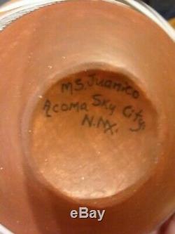 Southwest Native American Acoma Pueblo Pottery Parrot pot signed M. S. Juanico