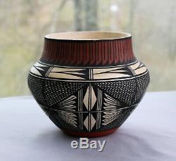 Southwest Native American Acoma Pueblo Pottery Polychrome Olla