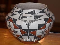Superb Vintage Large Handcoiled Acoma Pueblo Olla! Free Shipping