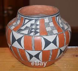Superb Vintage Large Polychrome Handcoiled Acoma Pueblo Olla! Free Shipping