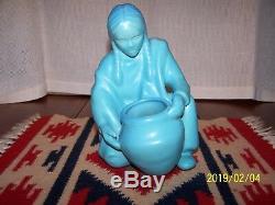 VAN BRIGGLE POTTERY 8 NATIVE AMERICAN INDIAN MAIDEN WithPOT MING BLUE EX