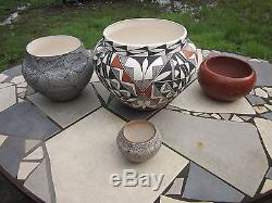 Very Large Acoma Pot Signed MC 11x 9 Stunning No Reserve. 99 One Of 4 Listing
