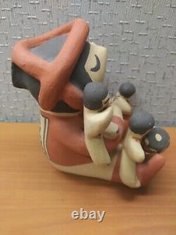 VINTAGE Jemez Pueblo Native American Pottery Storyteller Lupe Lucero 4 1/2