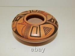 Vintage Garnet Pavatea Native American Hopi Pottery Bowl Vase Signed 2x4.5