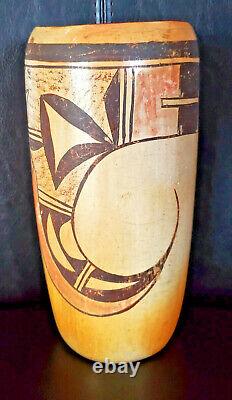 Vintage Hopi Indian Vase Pottery Native American SIgned 7 Tall