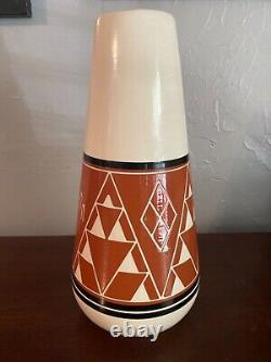 Vintage Lakota Sioux Vase Pine Ridge Pottery by High Elk Sims Signed