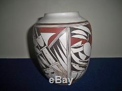 Vintage Native American Indian Hopi Pottery Joy Navasie Frog Woman Vase 7 3/4