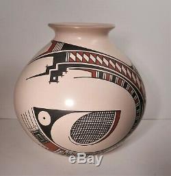 Vintage Native American Ismael Flores Mata Ortiz Pottery Pot, Estate Fresh