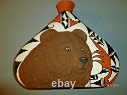 Vintage Native American Pottery Acoma Bear Sculpture Vase D. L. Vallo 9.5x10.5