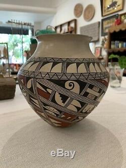Vintage Native American Pottery Vase Signed Roberta Youvella Silas Hopi
