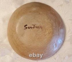Vintage Native American San Juan Pueblo Pottery Plate/bowl Thunderbird Design