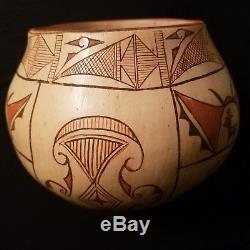 Vintage Pottery Zuni Olla Signed Native American Indian
