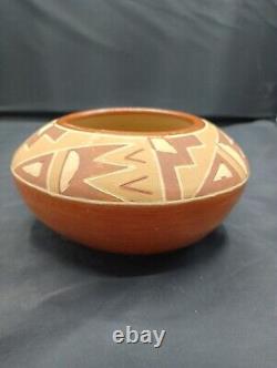 Vintage San Juan/Ohkay Owingeh Pueblo Pottery Bowl HISTORIC REVIVAL BOWL
