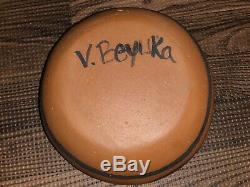 Vintage Zuni Pottery Olla / Pot / Bowl Signed By V. Beyuka Native American