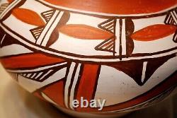 Vtg P JOJOLA Isleta Pueblo LG POLYCHROME OLLA JAR Native American Pottery Signed
