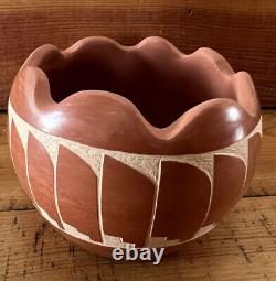YEPA Jemez Pottery Round BowlSgraffito 5 1/4W