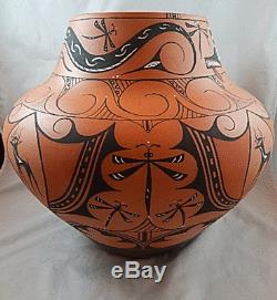 Zuni Indian Pottery Huge Peynetsa Estate