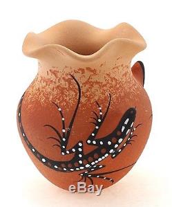 Zuni Vase with Lizard By Deldrick and Lorenda Cellicion
